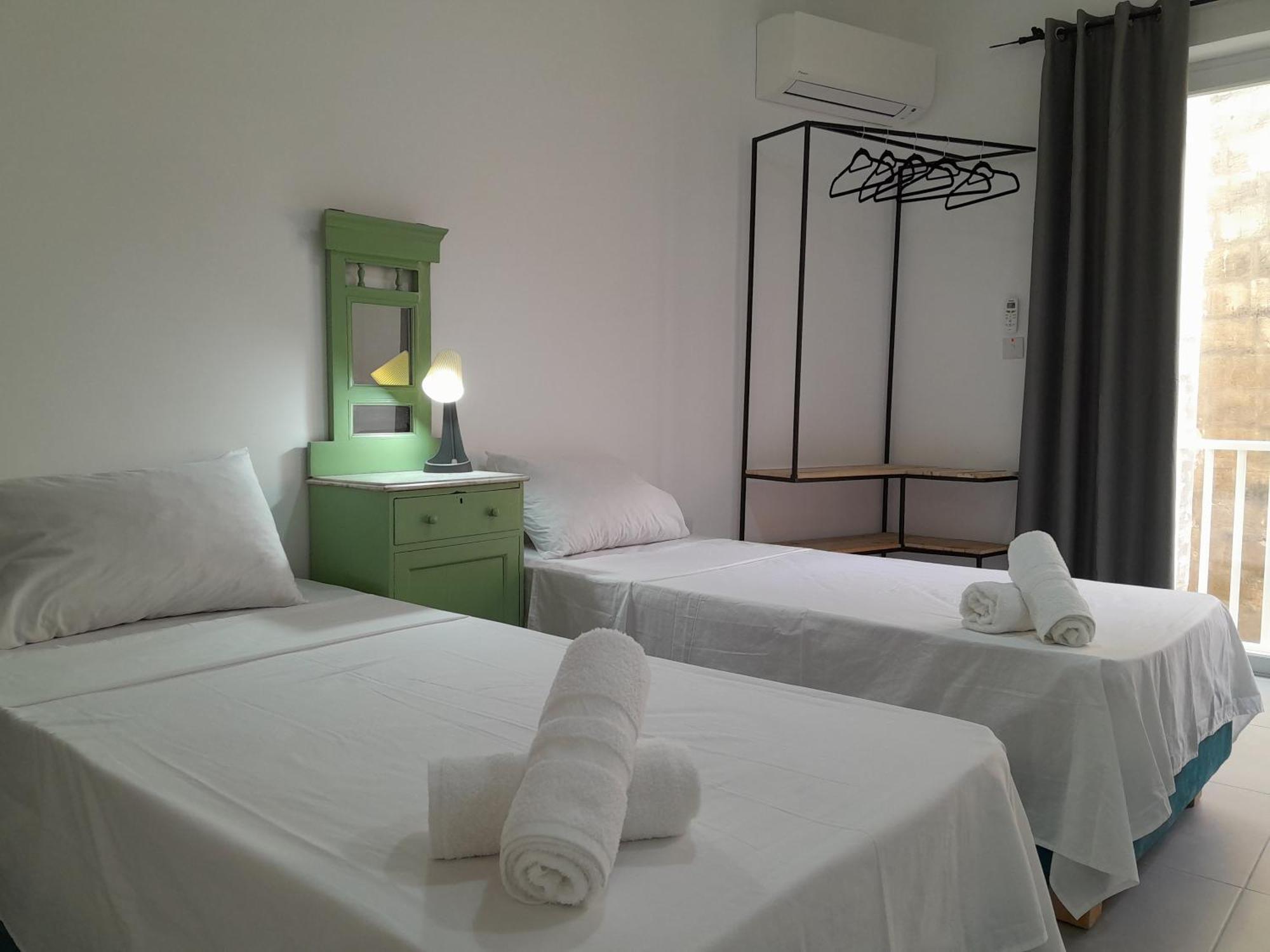 Limestone Suites Sliema Ngoại thất bức ảnh