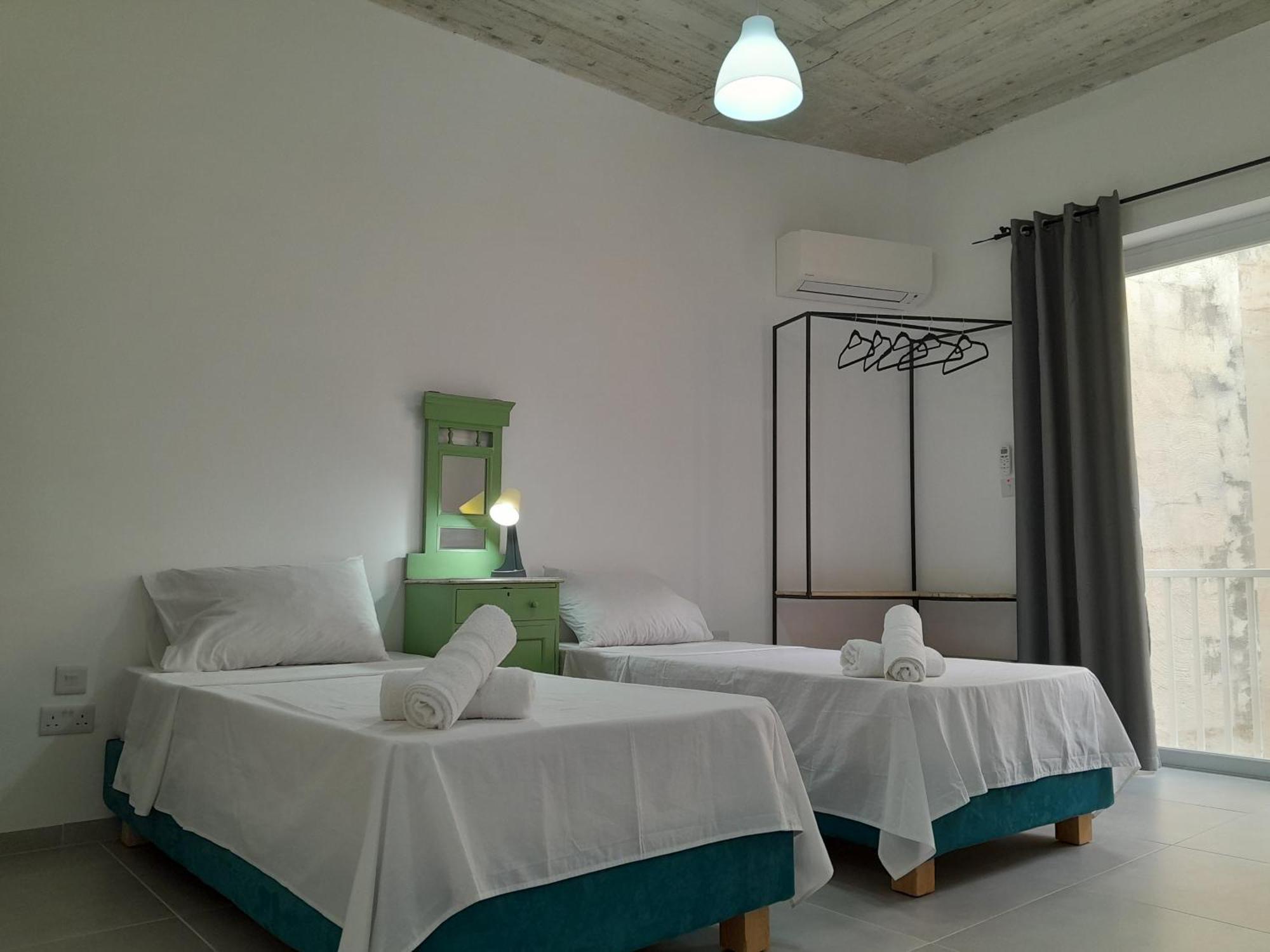 Limestone Suites Sliema Ngoại thất bức ảnh